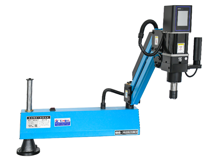 標（biāo）準款攻（gōng）絲機（jī）操作視頻